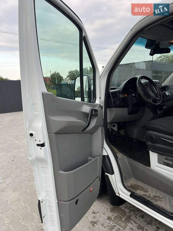 Микроавтобус Mercedes-Benz Sprinter 2016 в Косове