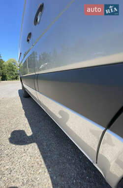 Грузовой фургон Mercedes-Benz Sprinter 2012 в 