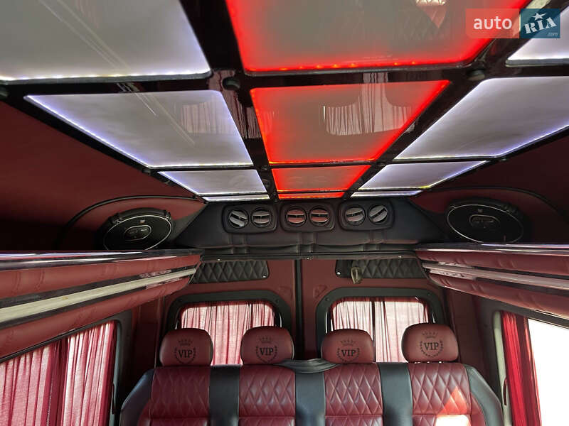 Мікроавтобус Mercedes-Benz Sprinter 2015 в Дніпрі фото 11 Мікроавтобус Mercedes-Benz Sprinter 2015 в Дніпрі