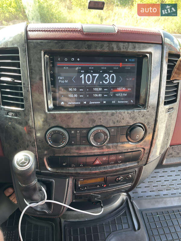 Мікроавтобус Mercedes-Benz Sprinter 2015 в Дніпрі фото 21 Мікроавтобус Mercedes-Benz Sprinter 2015 в Дніпрі