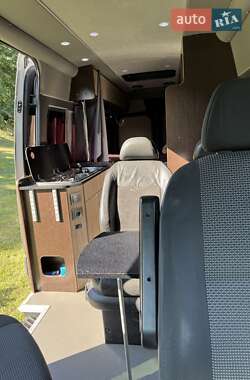 Грузопассажирский фургон Mercedes-Benz Sprinter 2012 в 