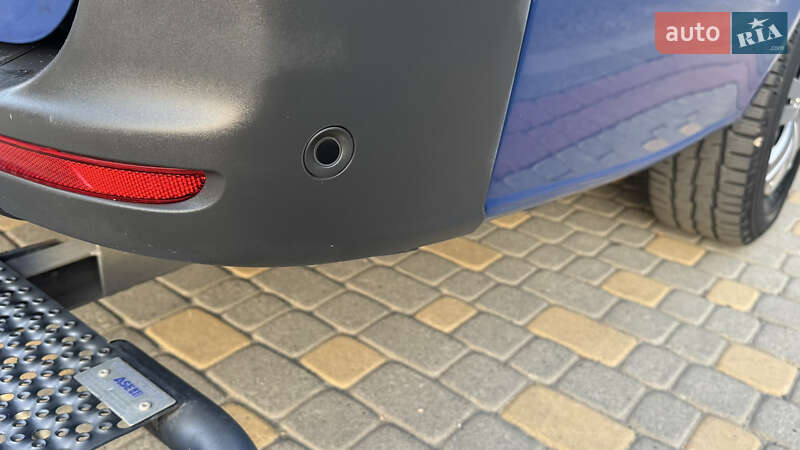 Вантажний фургон Mercedes-Benz Sprinter 2023 в Сваляві