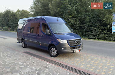 Грузовой фургон Mercedes-Benz Sprinter 2023 в 
