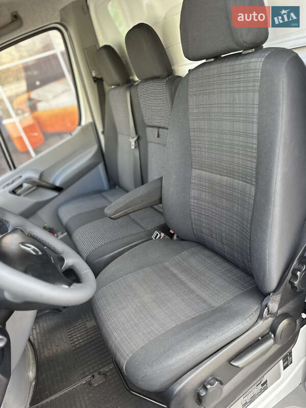 Другие грузовики Mercedes-Benz Sprinter 2016 в Ужгороде