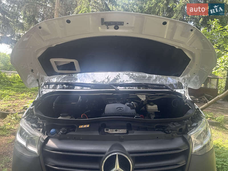 Вантажний фургон Mercedes-Benz Sprinter 2021 в Почаєві
