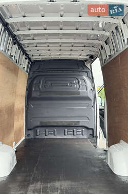 Грузовой фургон Mercedes-Benz Sprinter 2022 в 