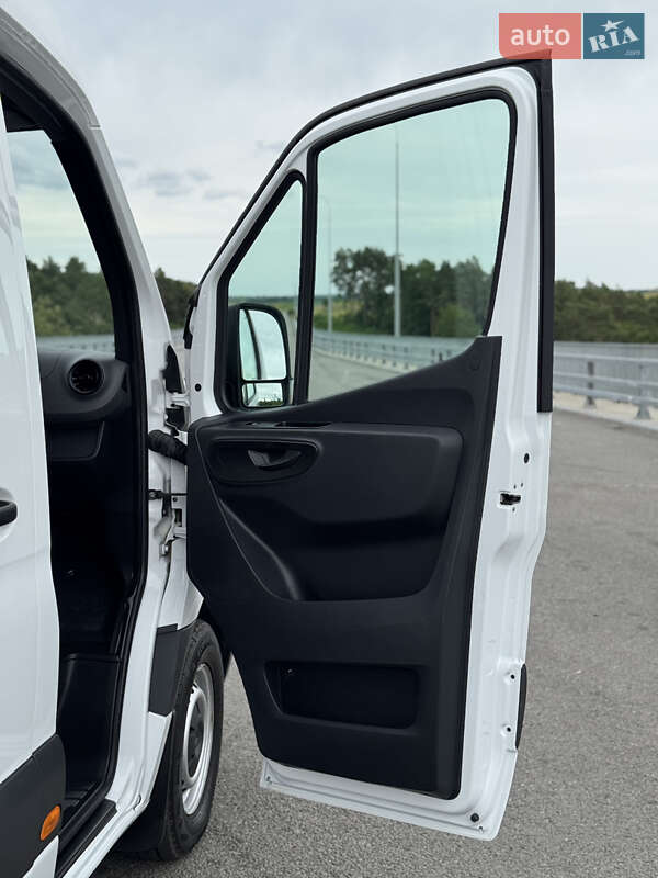 Грузовой фургон Mercedes-Benz Sprinter 2021 в Ровно