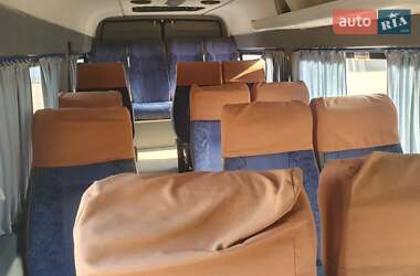 Туристический / Междугородний автобус Mercedes-Benz Sprinter 2000 в 
