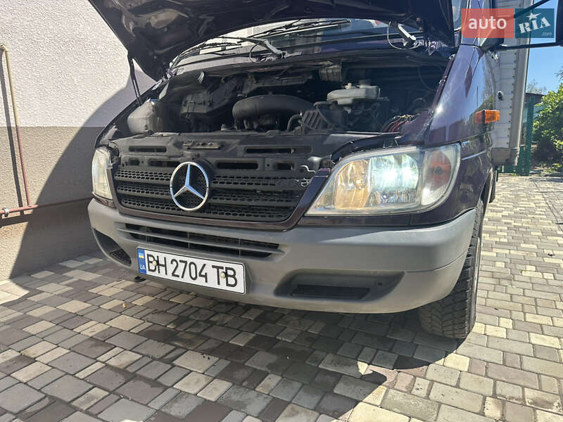 Вантажний фургон Mercedes-Benz Sprinter 2004 в Одесі фото 40 Вантажний фургон Mercedes-Benz Sprinter 2004 в Одесі