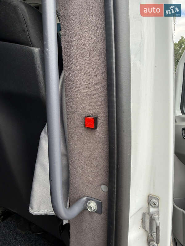 Грузопассажирский фургон Mercedes-Benz Sprinter 2018 в Киеве фото 22 Грузопассажирский фургон Mercedes-Benz Sprinter 2018 в Киеве