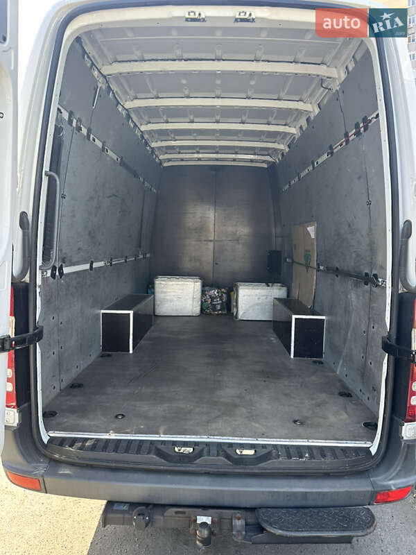 Грузопассажирский фургон Mercedes-Benz Sprinter 2018 в Киеве фото 23 Грузопассажирский фургон Mercedes-Benz Sprinter 2018 в Киеве