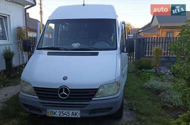Вантажопасажирський фургон Mercedes-Benz Sprinter 2003 в Дубровиці