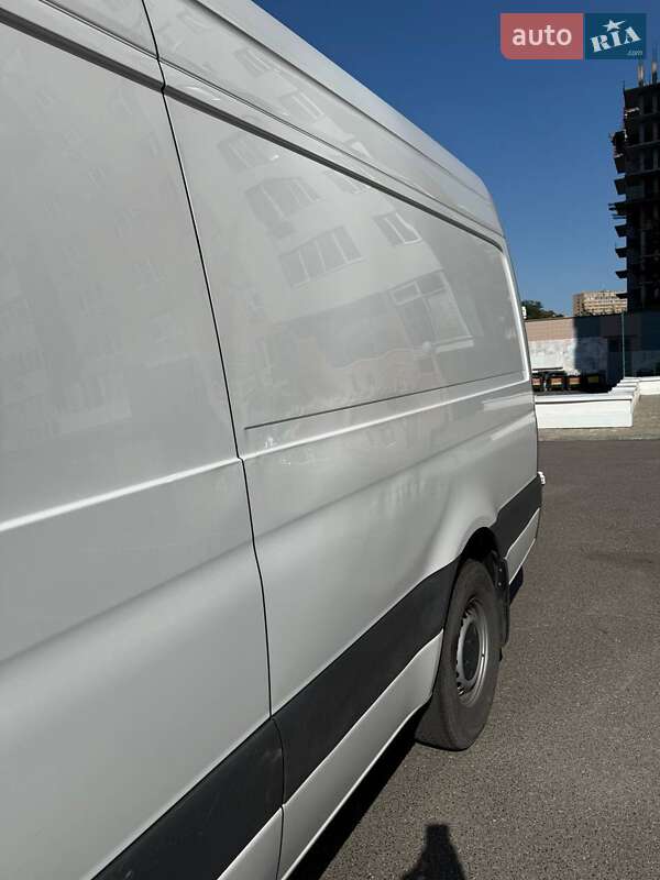 Грузовой фургон Mercedes-Benz Sprinter 2023 в Харькове