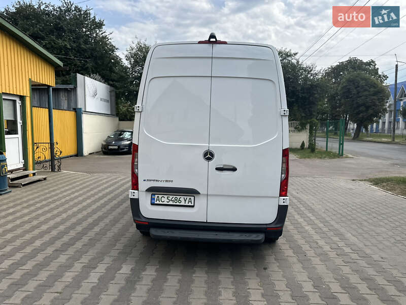 Грузовой фургон Mercedes-Benz Sprinter 2021 в Луцке