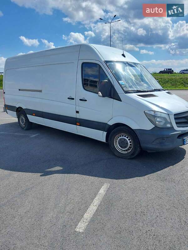 Грузовой фургон Mercedes-Benz Sprinter 2013 в Львове