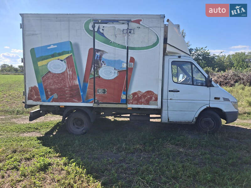 Рефрижератор Mercedes-Benz Sprinter 2004 в Кременчуге фото 3 Рефрижератор Mercedes-Benz Sprinter 2004 в Кременчуге