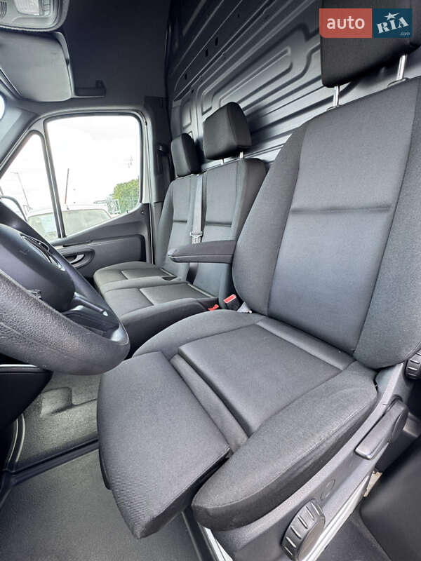Вантажний фургон Mercedes-Benz Sprinter 2020 в Києві фото 18 Вантажний фургон Mercedes-Benz Sprinter 2020 в Києві