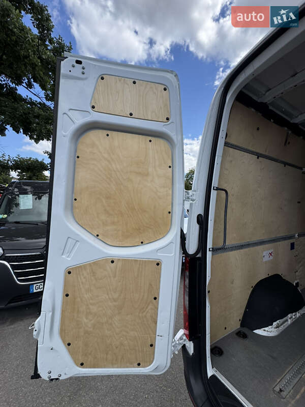 Вантажний фургон Mercedes-Benz Sprinter 2020 в Києві фото 35 Вантажний фургон Mercedes-Benz Sprinter 2020 в Києві