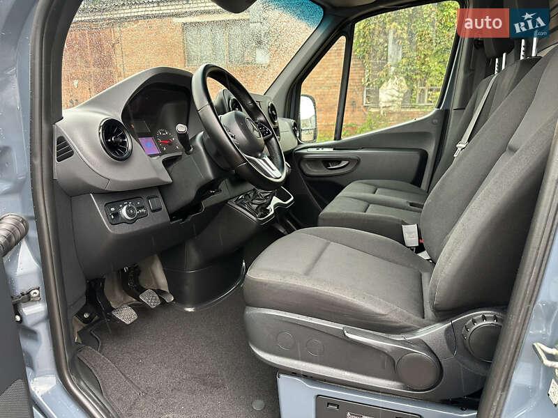 Вантажний фургон Mercedes-Benz Sprinter 2020 в Бердичеві фото 16 Вантажний фургон Mercedes-Benz Sprinter 2020 в Бердичеві