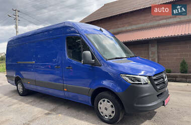 Грузовой фургон Mercedes-Benz Sprinter 2021 в 