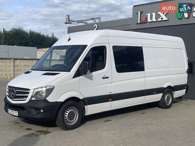 Грузопассажирский фургон Mercedes-Benz Sprinter 2016 в Стрые