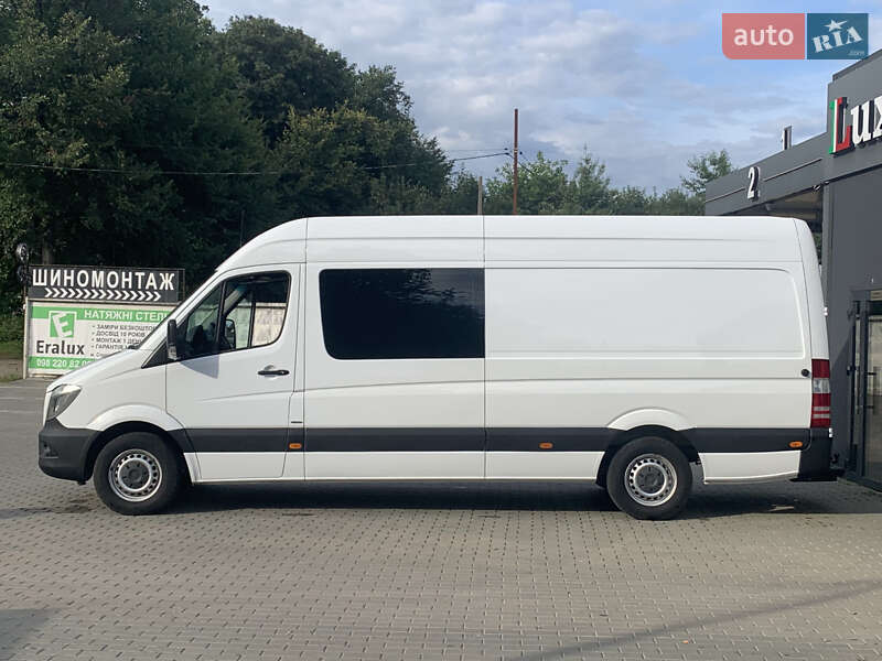 Грузопассажирский фургон Mercedes-Benz Sprinter 2016 в Стрые