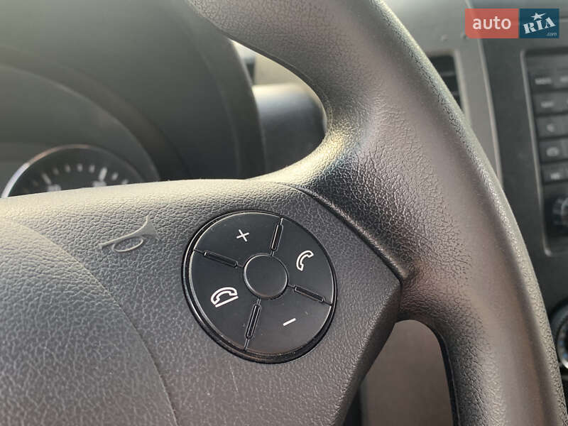 Грузопассажирский фургон Mercedes-Benz Sprinter 2016 в Стрые