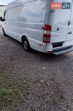 Грузовой фургон Mercedes-Benz Sprinter 2016 в 