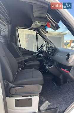 Грузовой фургон Mercedes-Benz Sprinter 2018 в  фото 6 Грузовой фургон Mercedes-Benz Sprinter 2018 в