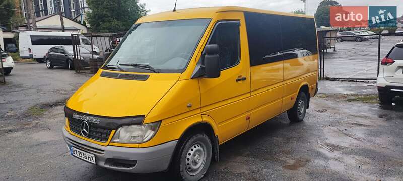 Mercedes-Benz Sprinter 2004