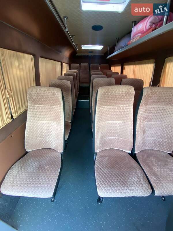 Микроавтобус Mercedes-Benz Sprinter 1999 в Буче