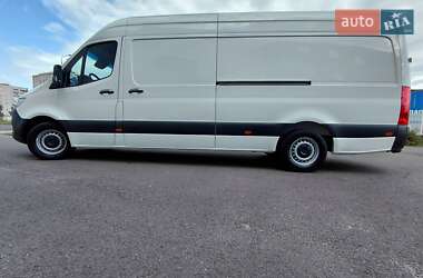 Грузовой фургон Mercedes-Benz Sprinter 2019 в 