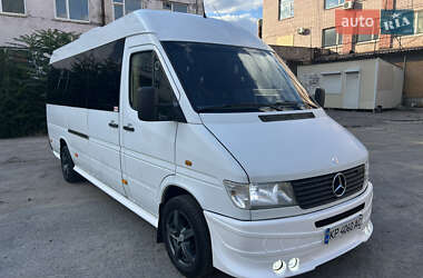 Пригородный автобус Mercedes-Benz Sprinter 1998 в 