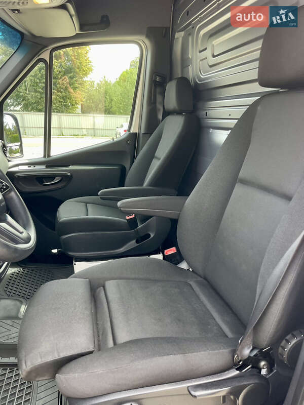Грузовой фургон Mercedes-Benz Sprinter 2019 в Луцке