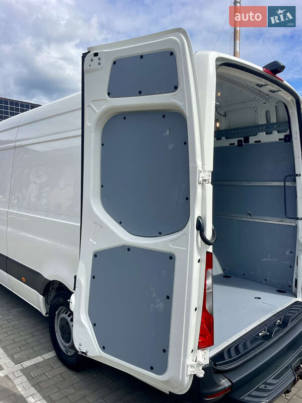 Грузовой фургон Mercedes-Benz Sprinter 2019 в Луцке