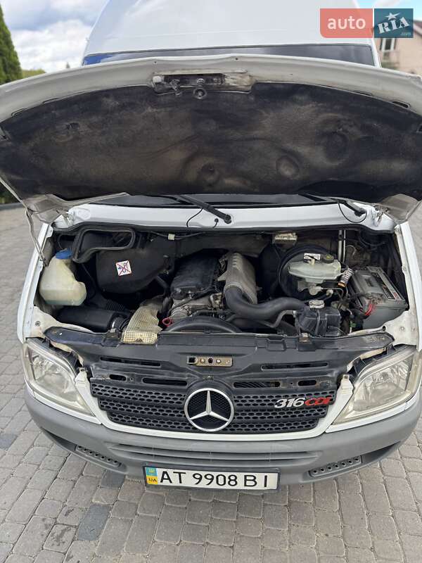 Грузовой фургон Mercedes-Benz Sprinter 2005 в Ивано-Франковске