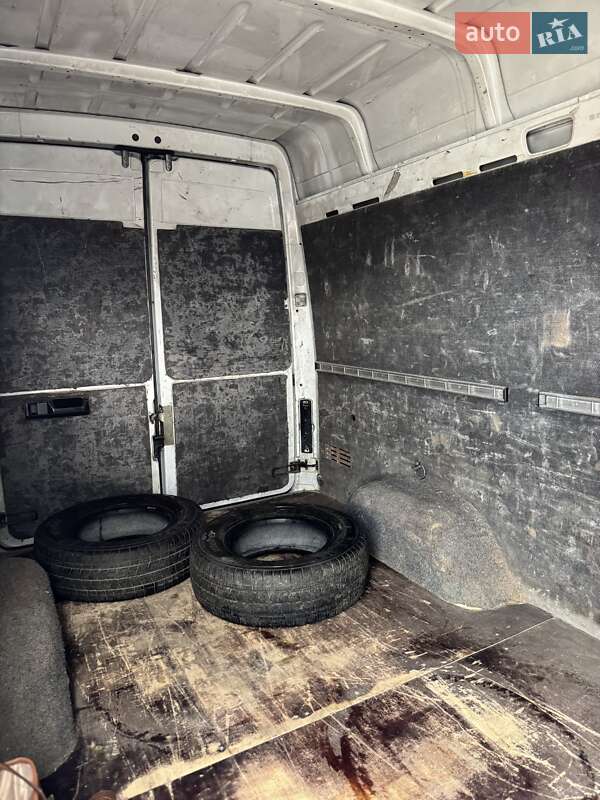 Грузовой фургон Mercedes-Benz Sprinter 2005 в Ивано-Франковске