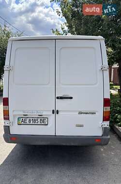 Микроавтобус Mercedes-Benz Sprinter 2000 в 
