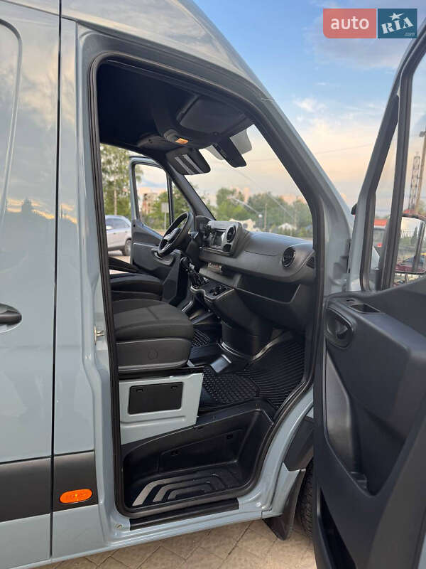 Грузовой фургон Mercedes-Benz Sprinter 2019 в Дрогобыче