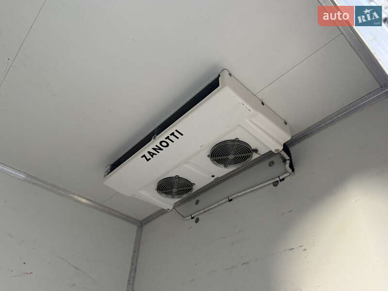 Рефрижератор Mercedes-Benz Sprinter 2012 в Чернівцях