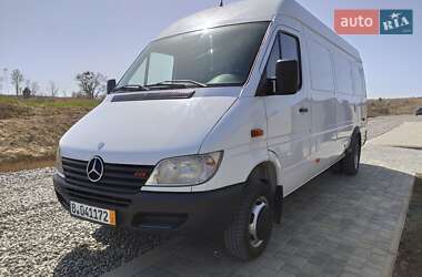 Грузовой фургон Mercedes-Benz Sprinter 2004 в Ровно