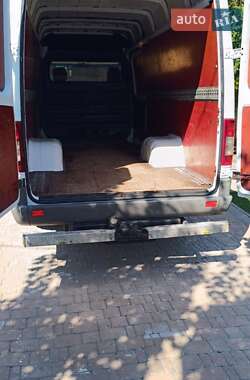 Грузовой фургон Mercedes-Benz Sprinter 2005 в 