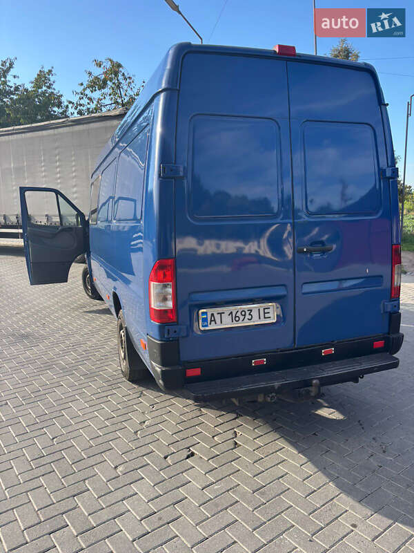 Микроавтобус Mercedes-Benz Sprinter 2004 в Ивано-Франковске фото 6 Микроавтобус Mercedes-Benz Sprinter 2004 в Ивано-Франковске