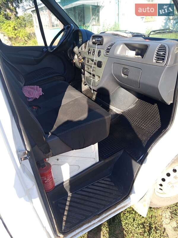 Вантажний фургон Mercedes-Benz Sprinter 2002 в Вінниці