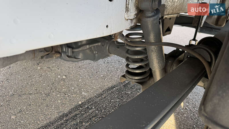 Вантажний фургон Mercedes-Benz Sprinter 2016 в Рівному