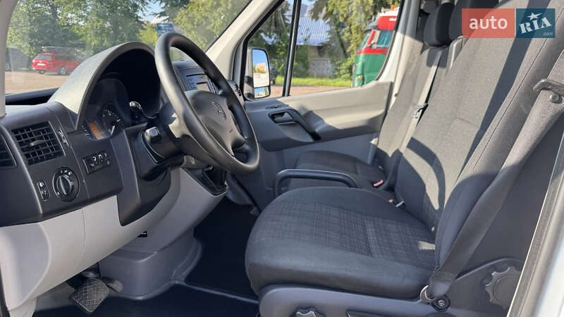 Вантажний фургон Mercedes-Benz Sprinter 2016 в Рівному