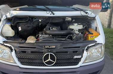 Грузовой фургон Mercedes-Benz Sprinter 2005 в 