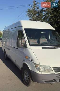 Грузовой фургон Mercedes-Benz Sprinter 2005 в 