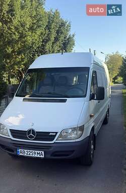 Грузовой фургон Mercedes-Benz Sprinter 2005 в 