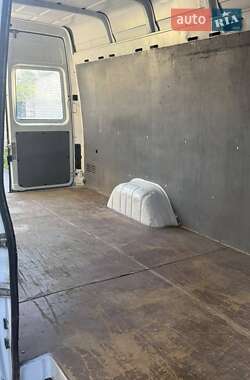 Грузовой фургон Mercedes-Benz Sprinter 2005 в 